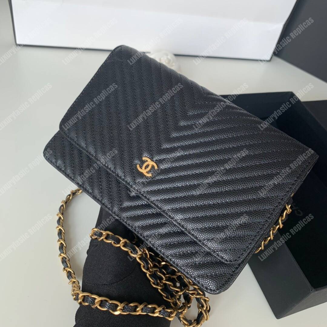 Ch*el wallet on chain black