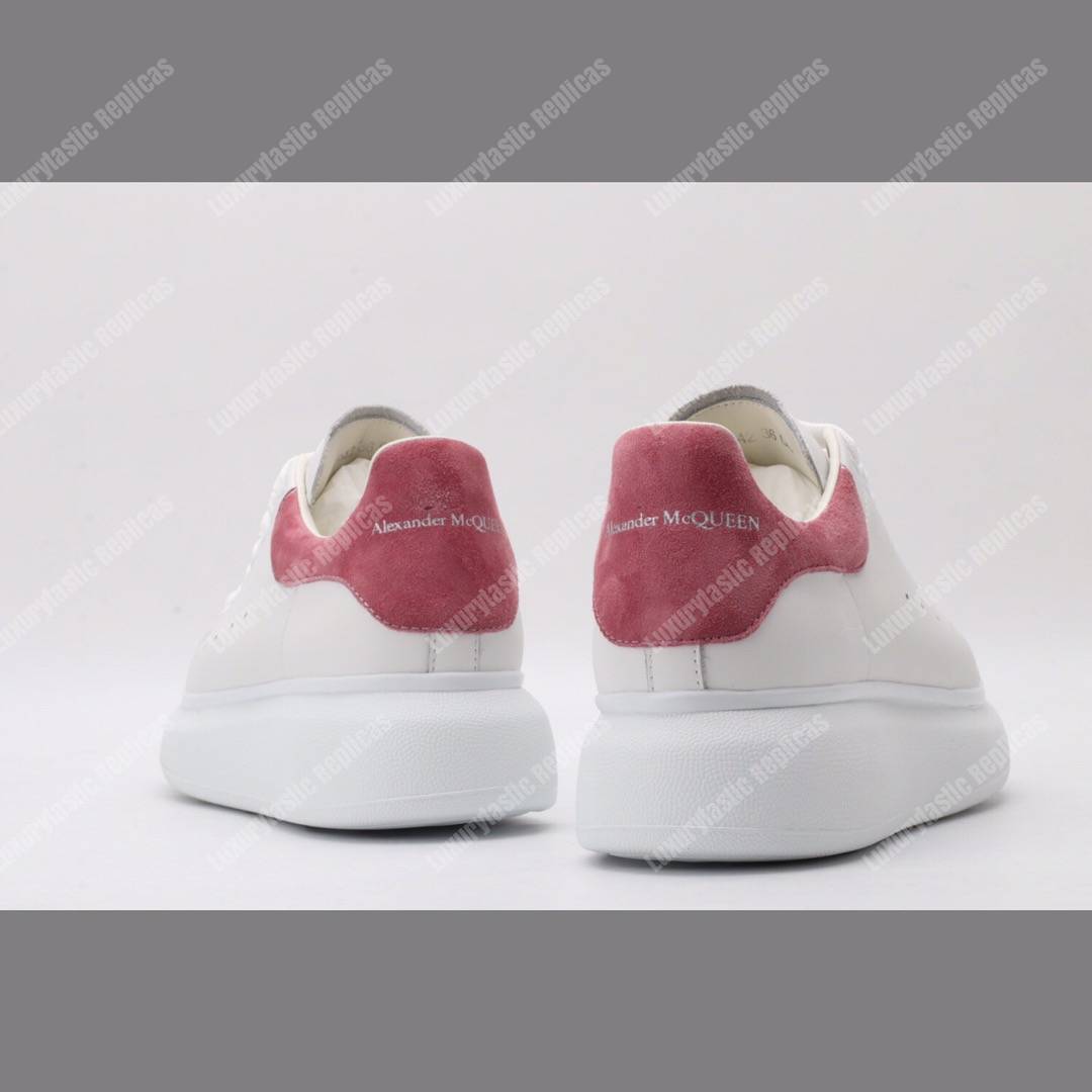 Alexander McQueen Oversized Sneaker Pink