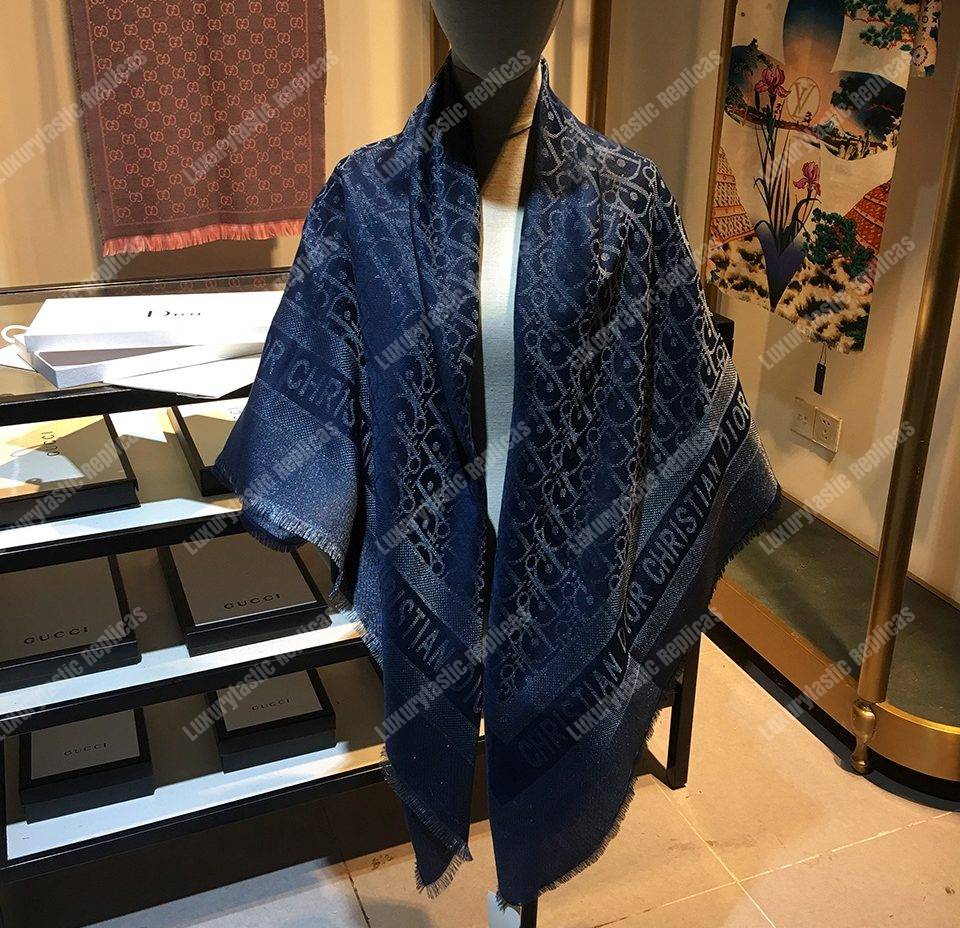 CD Oblique 140 Stole Blue
