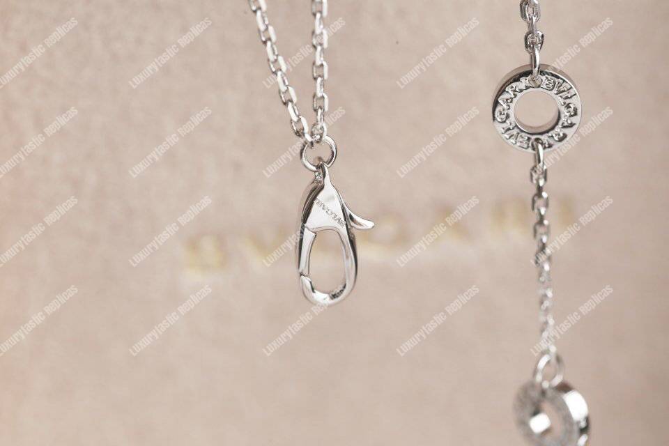B*l*ai divina diva’s dream necklace black