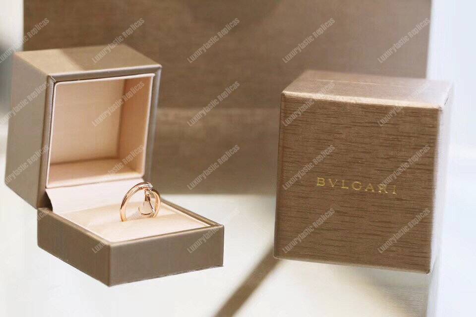 B*l*ai divas’ dream ring white