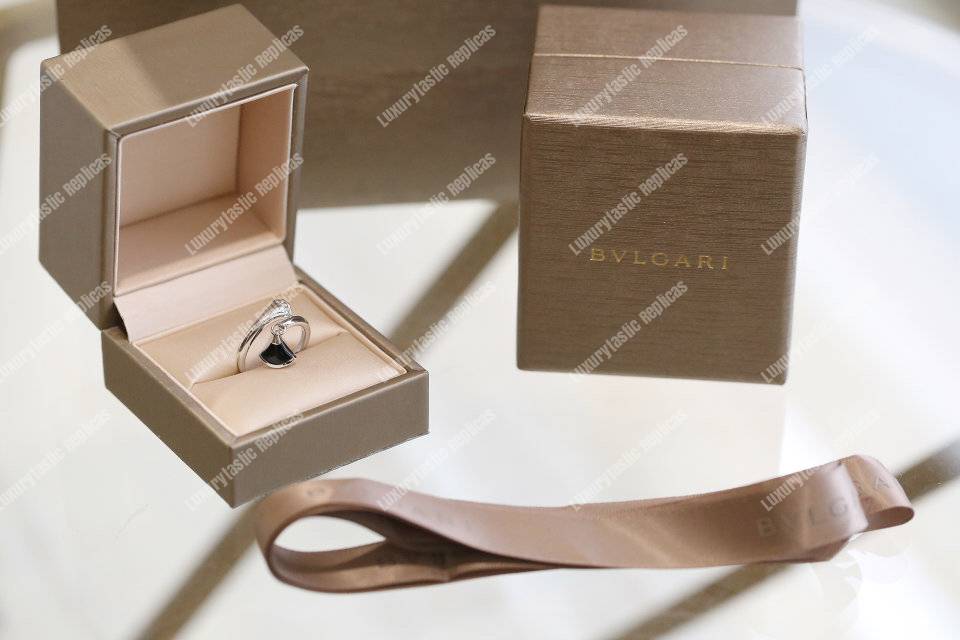 B*l*ai divas’ dream ring black