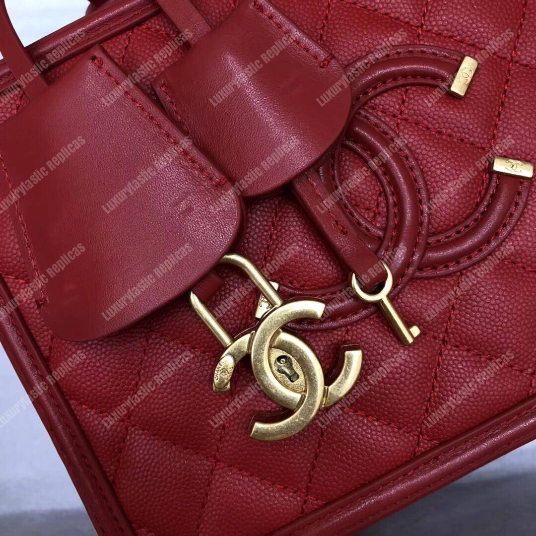 Ch*el medium vanity case red
