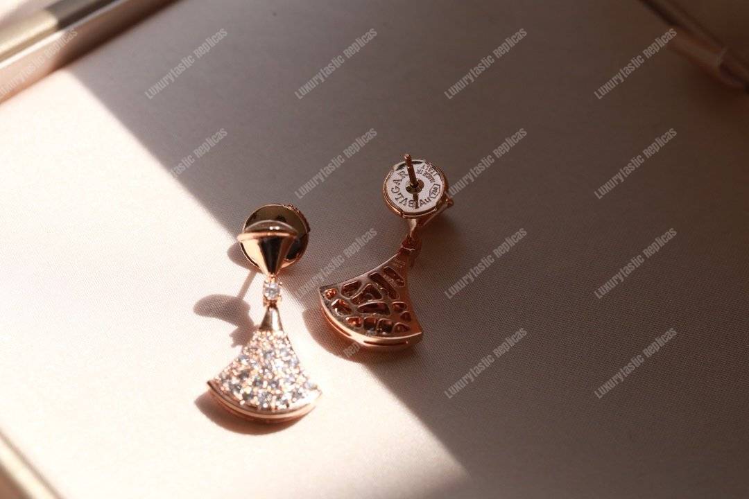 B*l*ai divas’ dream pavé diamonds earrings