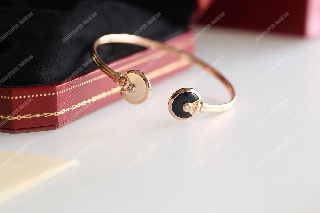 Cartier Amulette De Bracelet Rose Gold