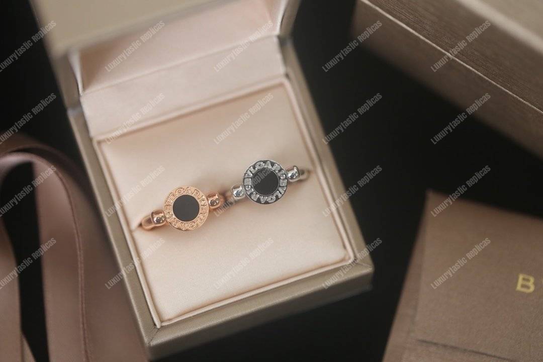 B*l*ai B*l*ai ring black