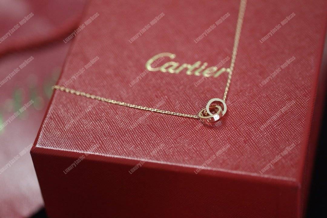 Cartier Love Necklace Replica