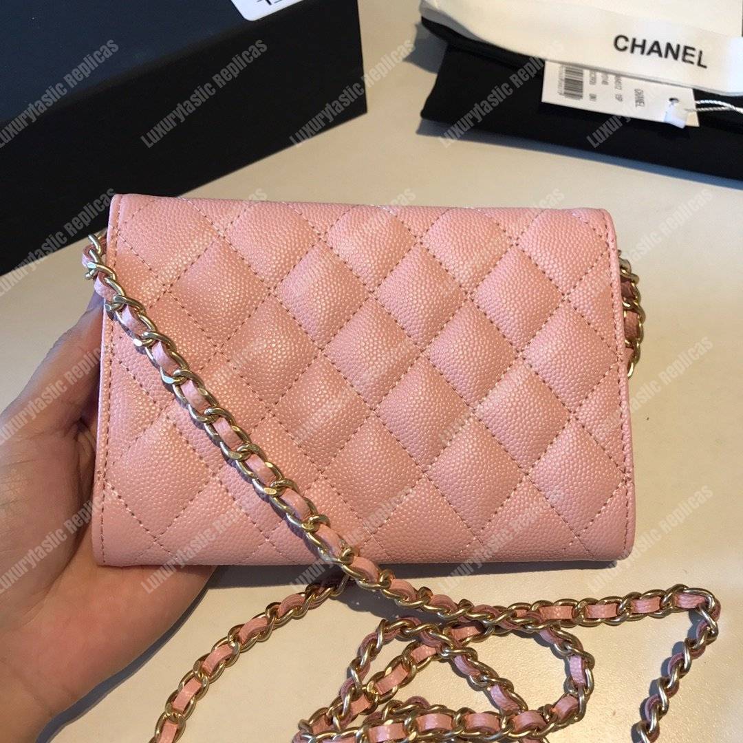 Ch*el classic clutch with chain – cwc caviar light pink gold-toned