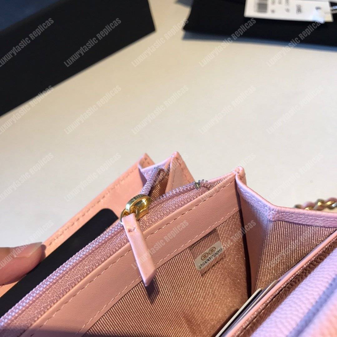 Ch*el classic clutch with chain – cwc caviar light pink gold-toned