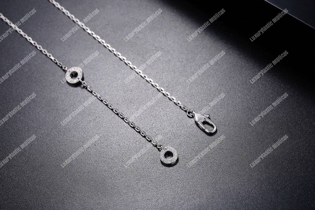 B*l*ai divas’ dream necklace white gold
