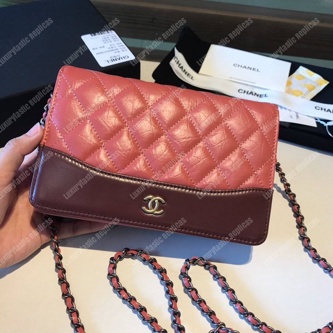 Ch*el wallet on chain – woc aged & smooth calfskin red
