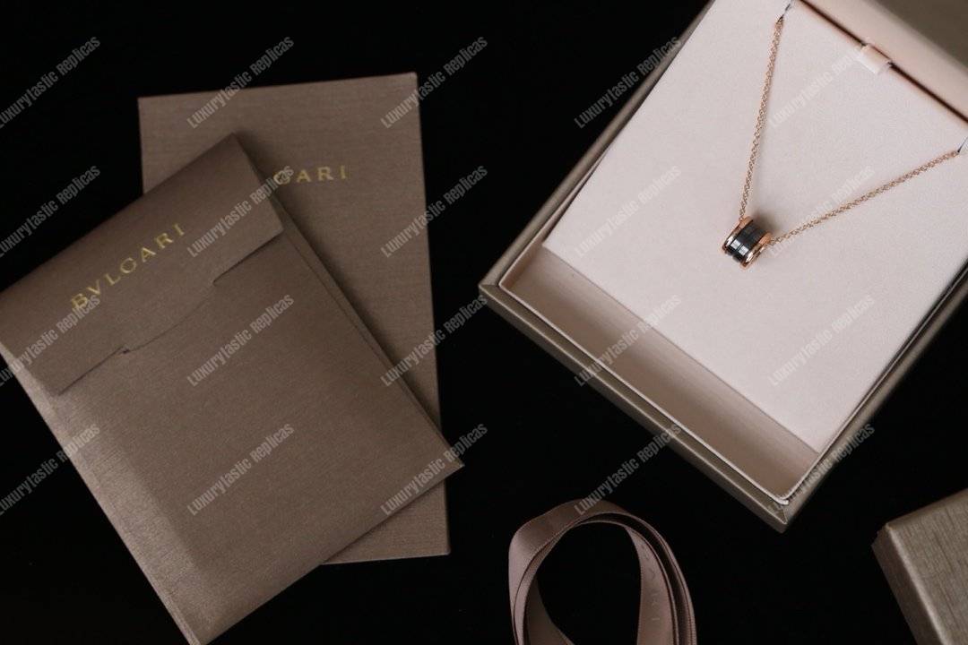 B*l*ai b.zero1 necklace with small round black ceramic pendant