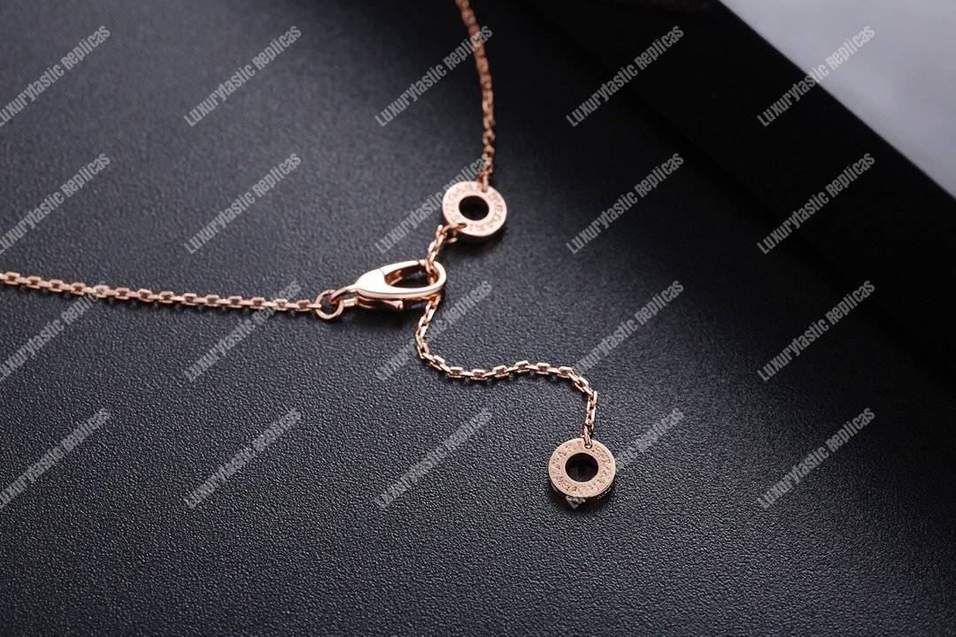 B*l*ai divas’ dream necklace rose gold