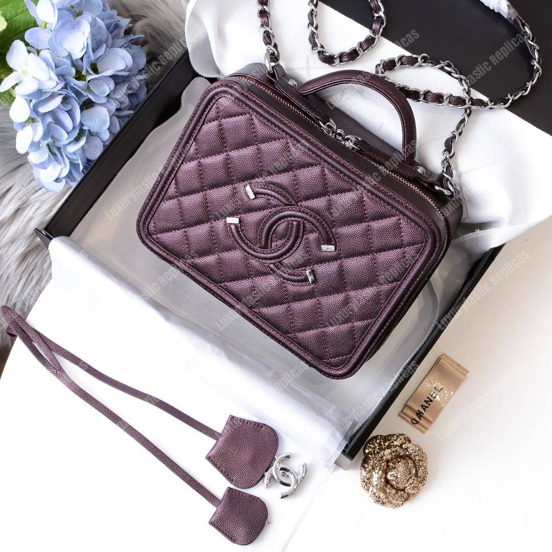 Ch*el medium vanity case burgundy