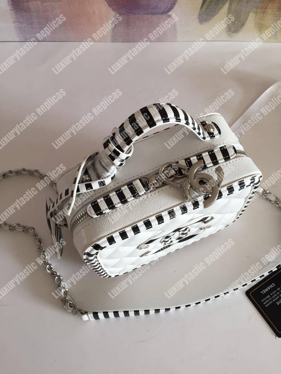 Ch*el small vanity case white