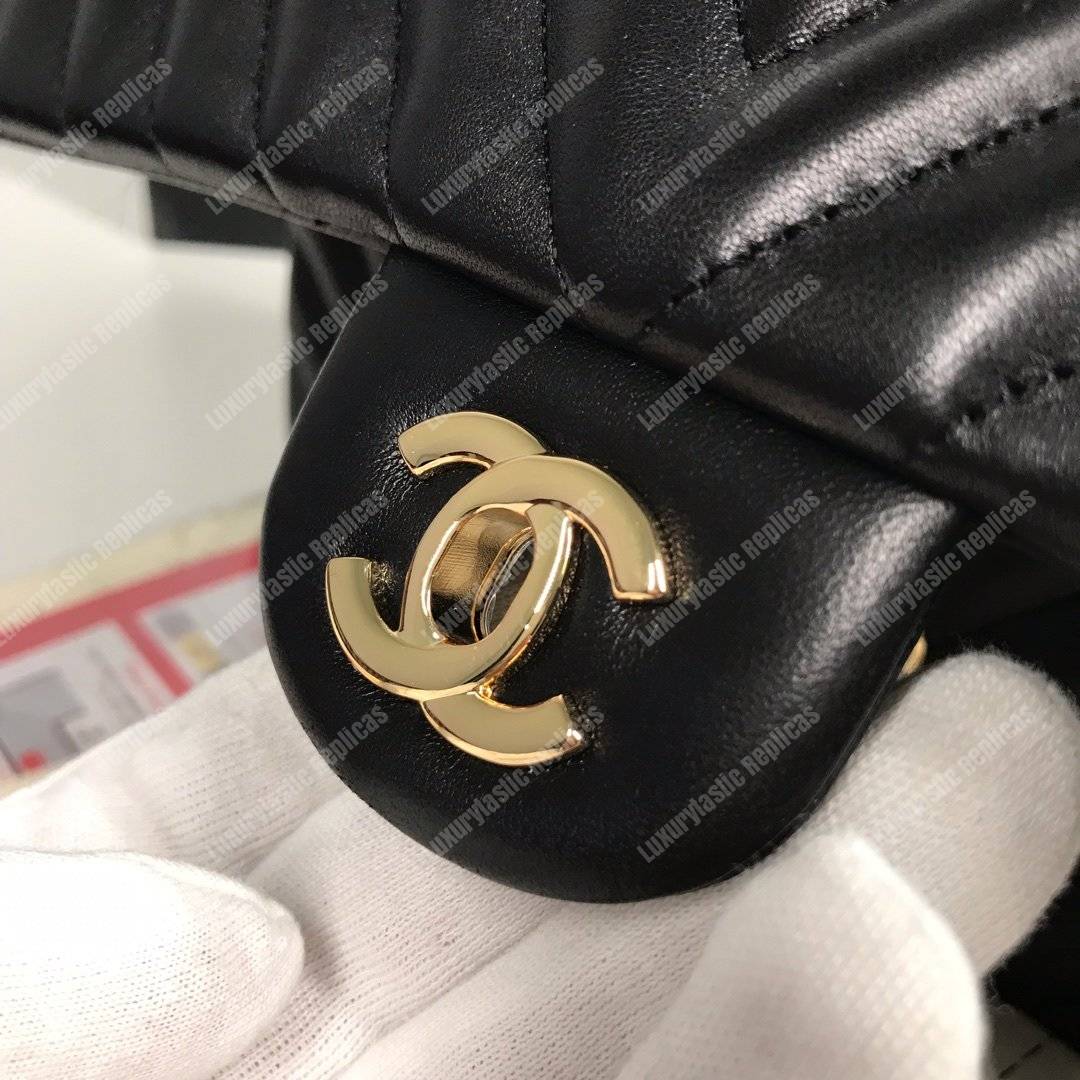 Ch*el classic medium handbag black