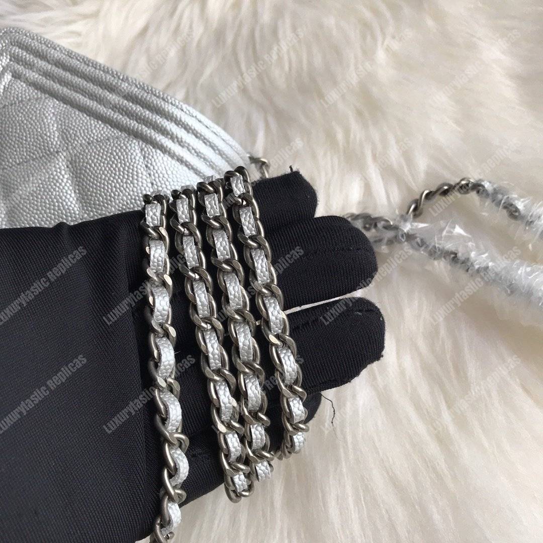 Ch*el le boy wallet on chain – woc white caviar silver-toned