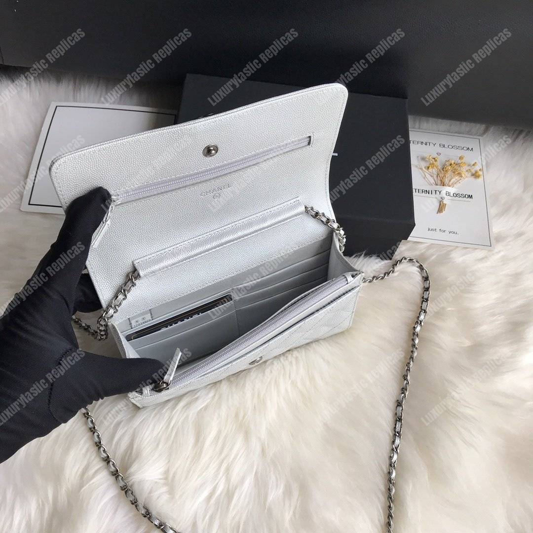 Ch*el le boy wallet on chain – woc white caviar silver-toned