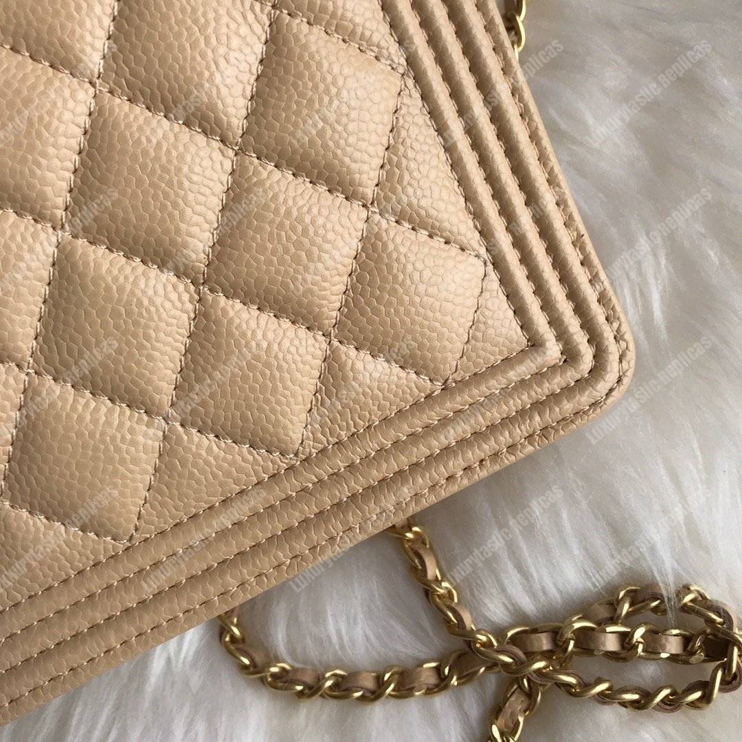 Ch*el le boy wallet on chain – woc beige caviar gold-toned