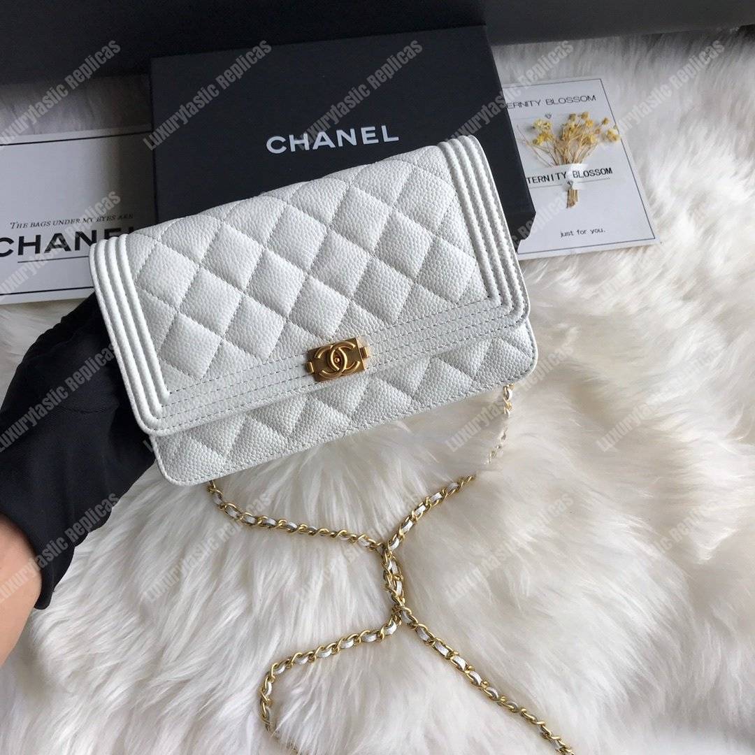 Ch*el le boy wallet on chain – woc white caviar gold-toned