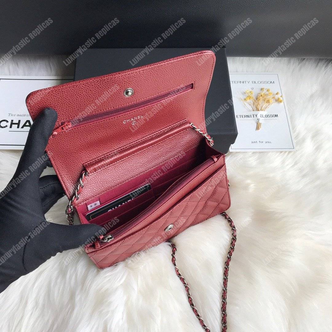 Ch*el le boy wallet on chain – woc maroon caviar silver-toned