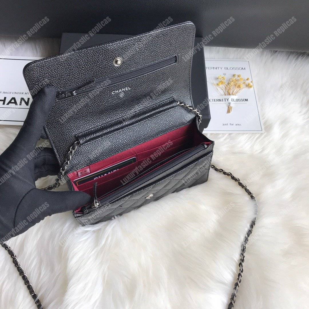 Ch*el le boy wallet on chain – woc black caviar silver-toned