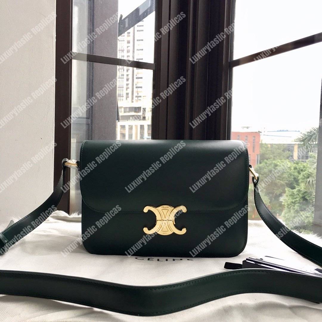 Ce**e medium triomphe bag in shiny calfskin amazone
