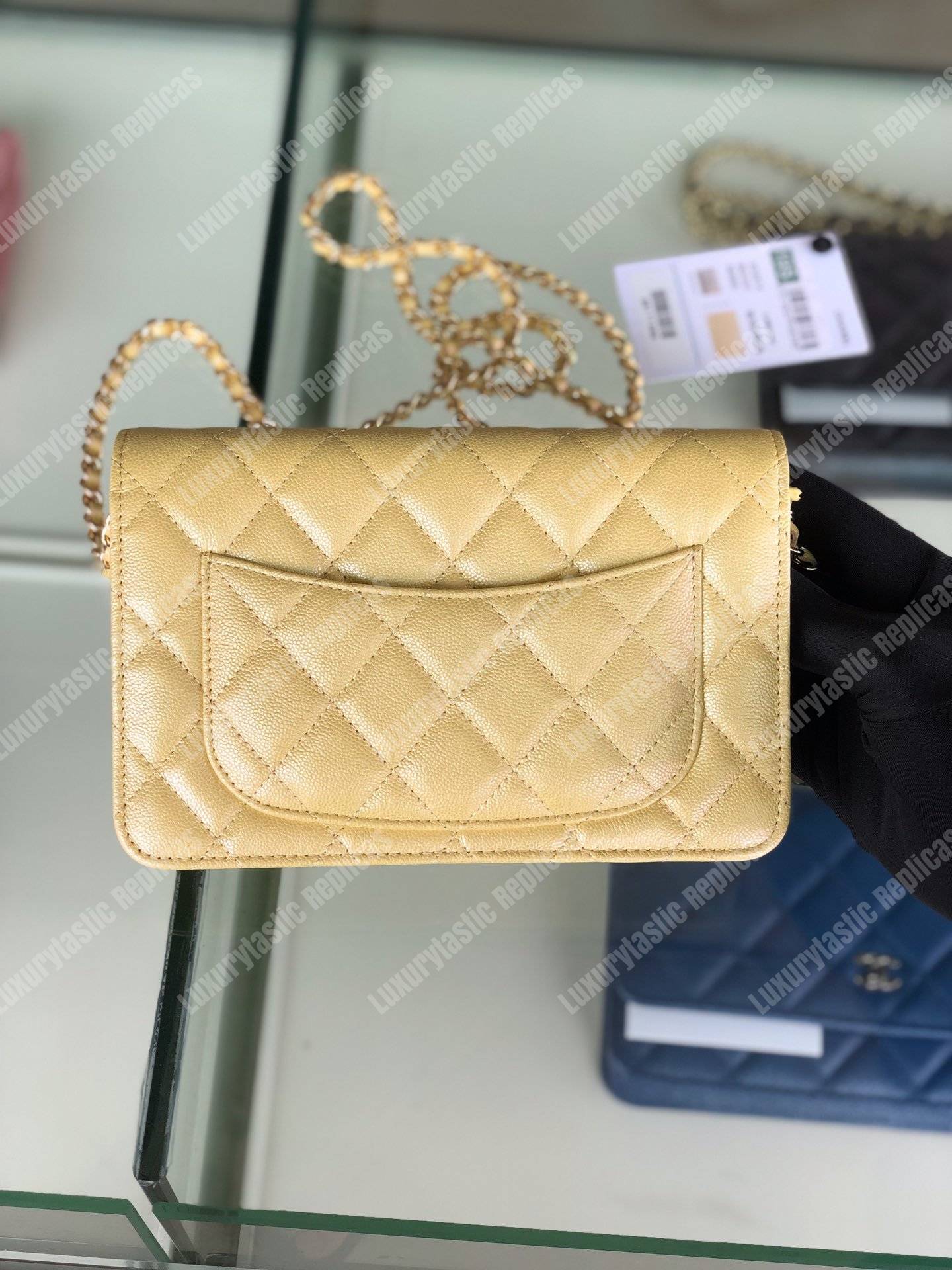 Ch*el wallet on chain – woc classic caviar gold-toned metal light yellow