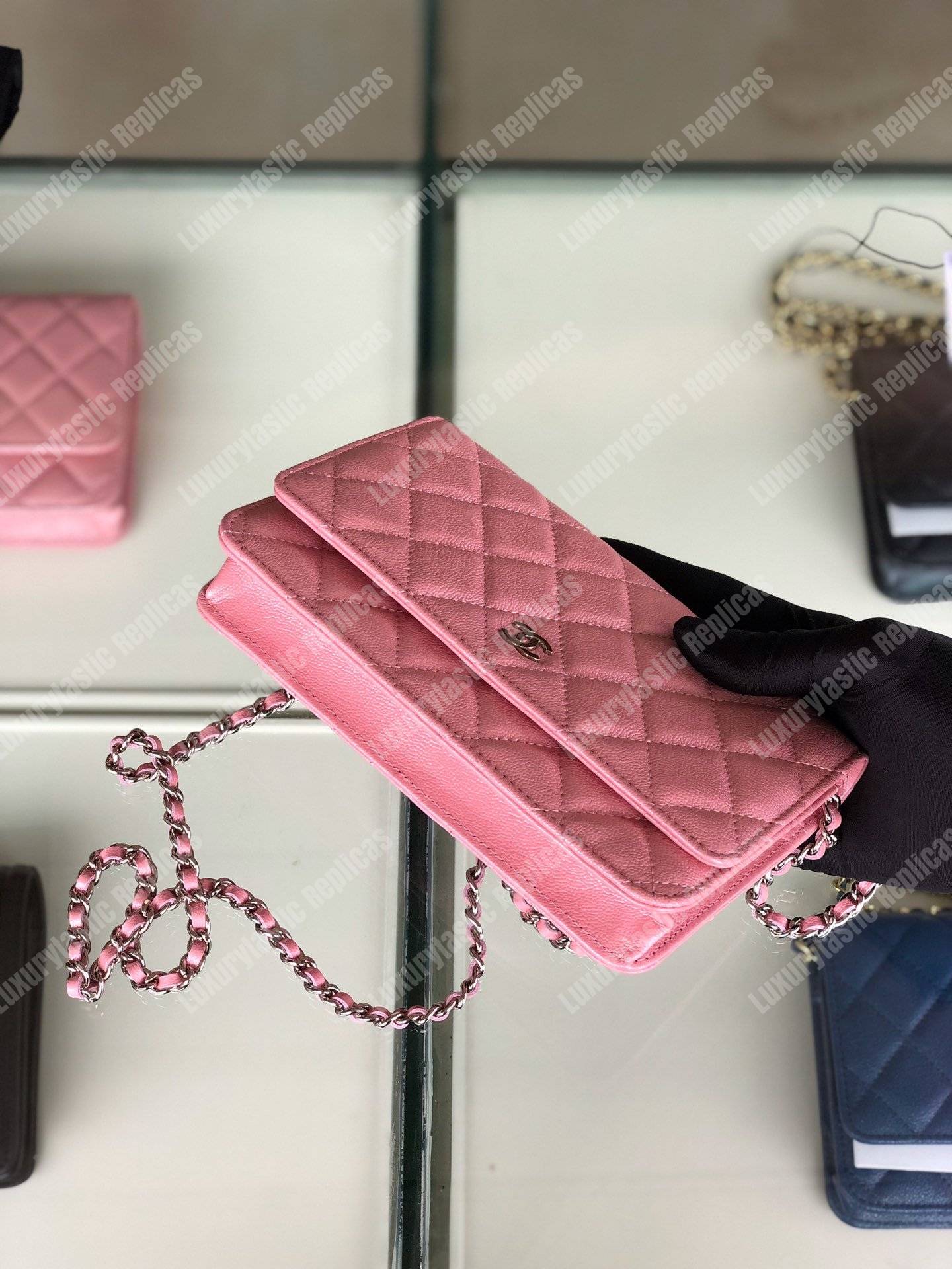 Ch*el wallet on chain – woc classic caviar silver-toned metal pink