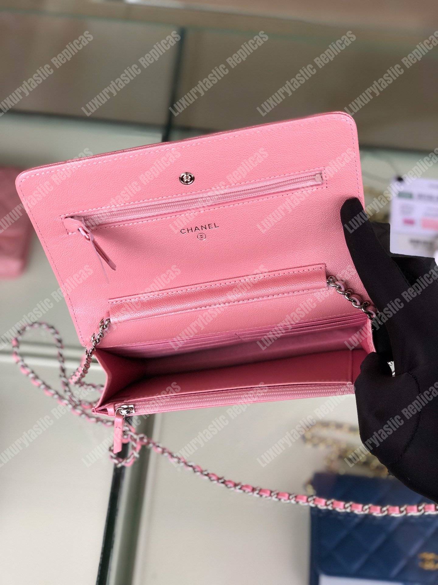 Ch*el wallet on chain – woc classic caviar silver-toned metal pink