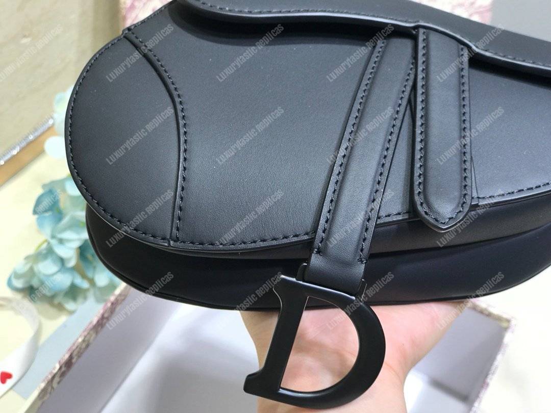 D*or saddle bag in matte black calfskin