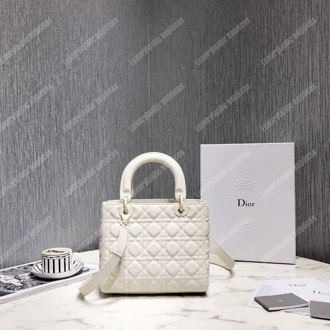 lady D*or ultra-matte medium bag white