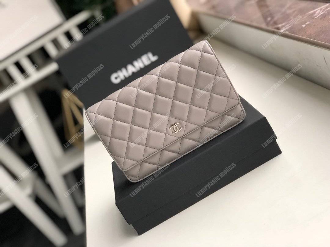 Ch*el wallet on chain – woc quilted lambskin grey silver-toned