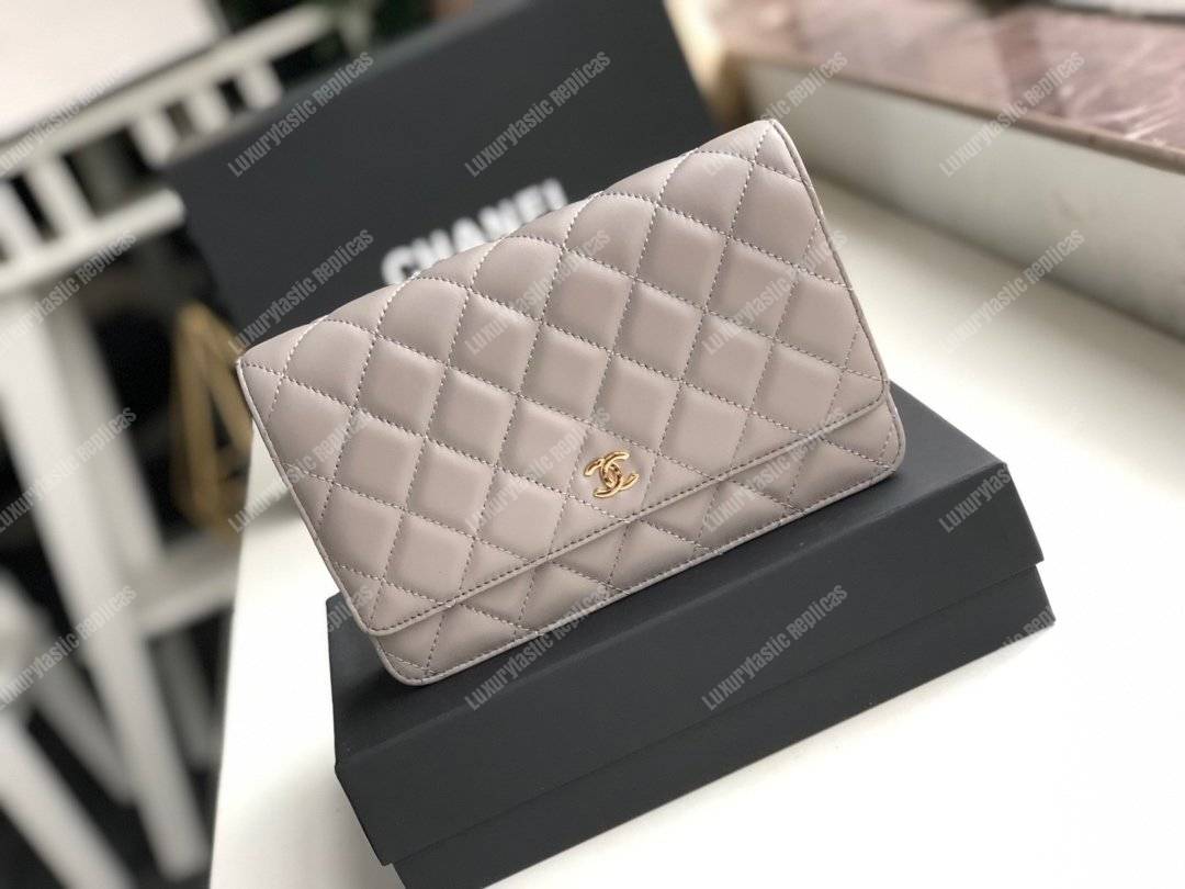 Ch*el wallet on chain – woc quilted lambskin grey gold-toned