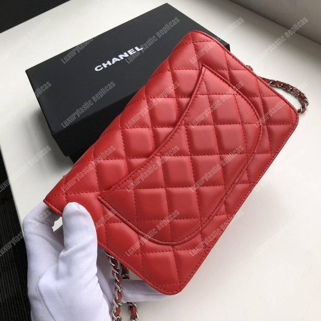 Ch*el wallet on chain – woc quilted lambskin red silver-toned
