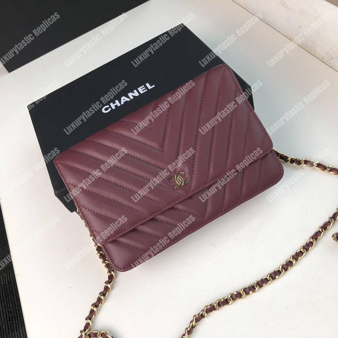 Ch*el wallet on chain – woc chevron lambskin maroon gold-toned