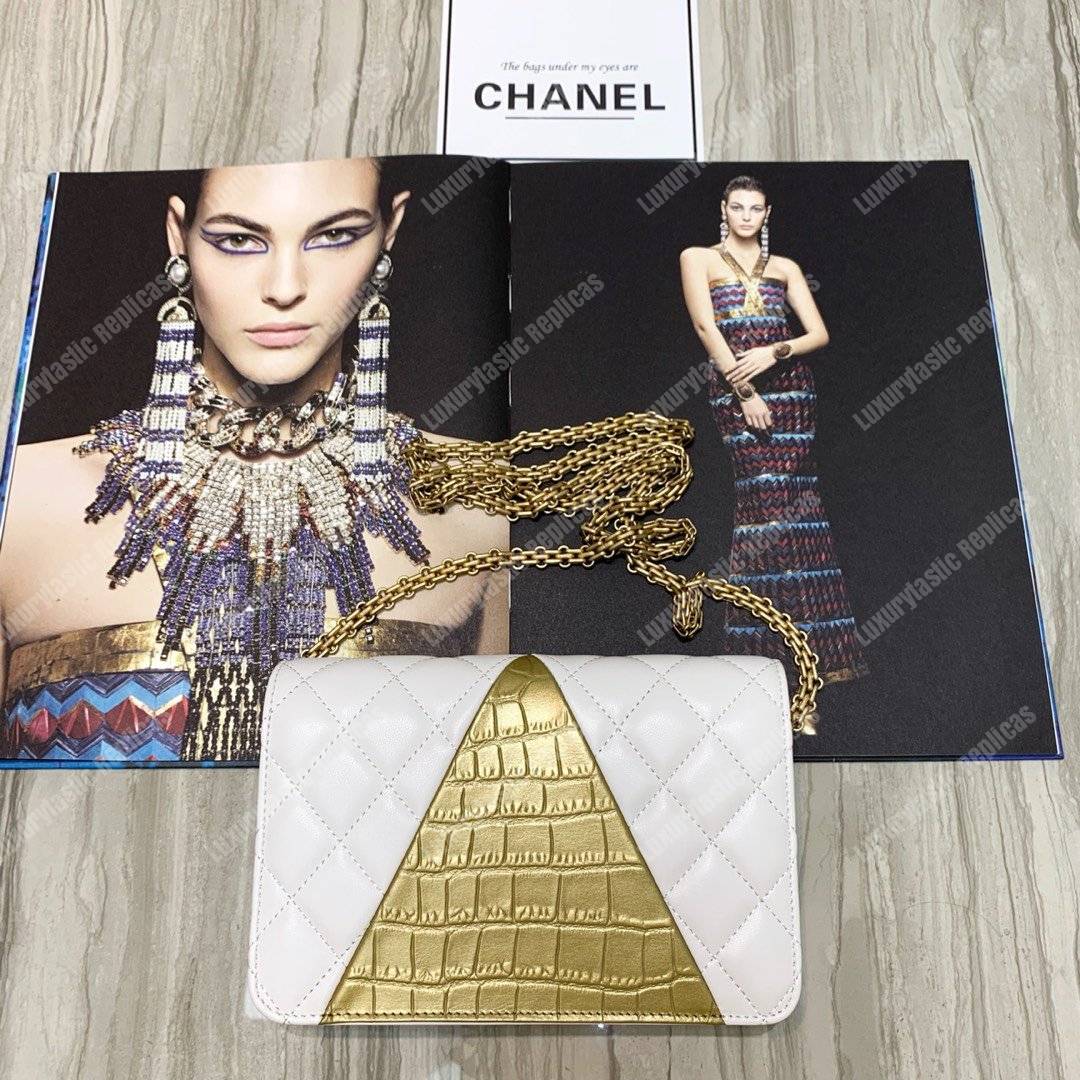 Ch*el wallet on chain – woc lambskin & crocodile-embossed leather egyptian white
