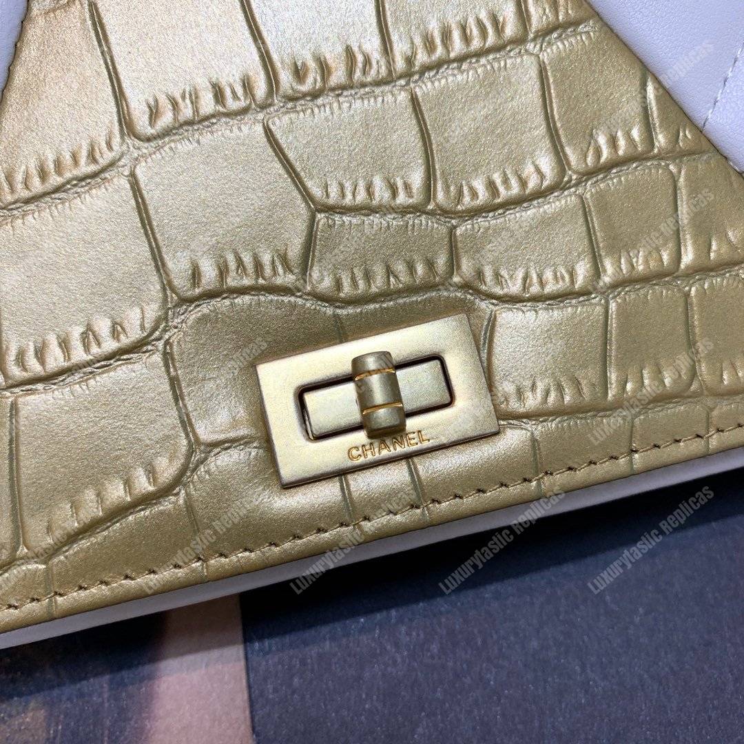 Ch*el wallet on chain – woc lambskin & crocodile-embossed leather egyptian white