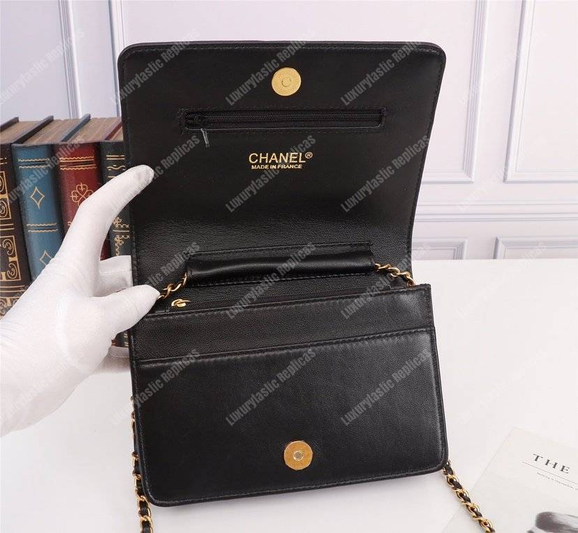Ch*el gabrielle wallet on chain – woc crocodile embossed leather black