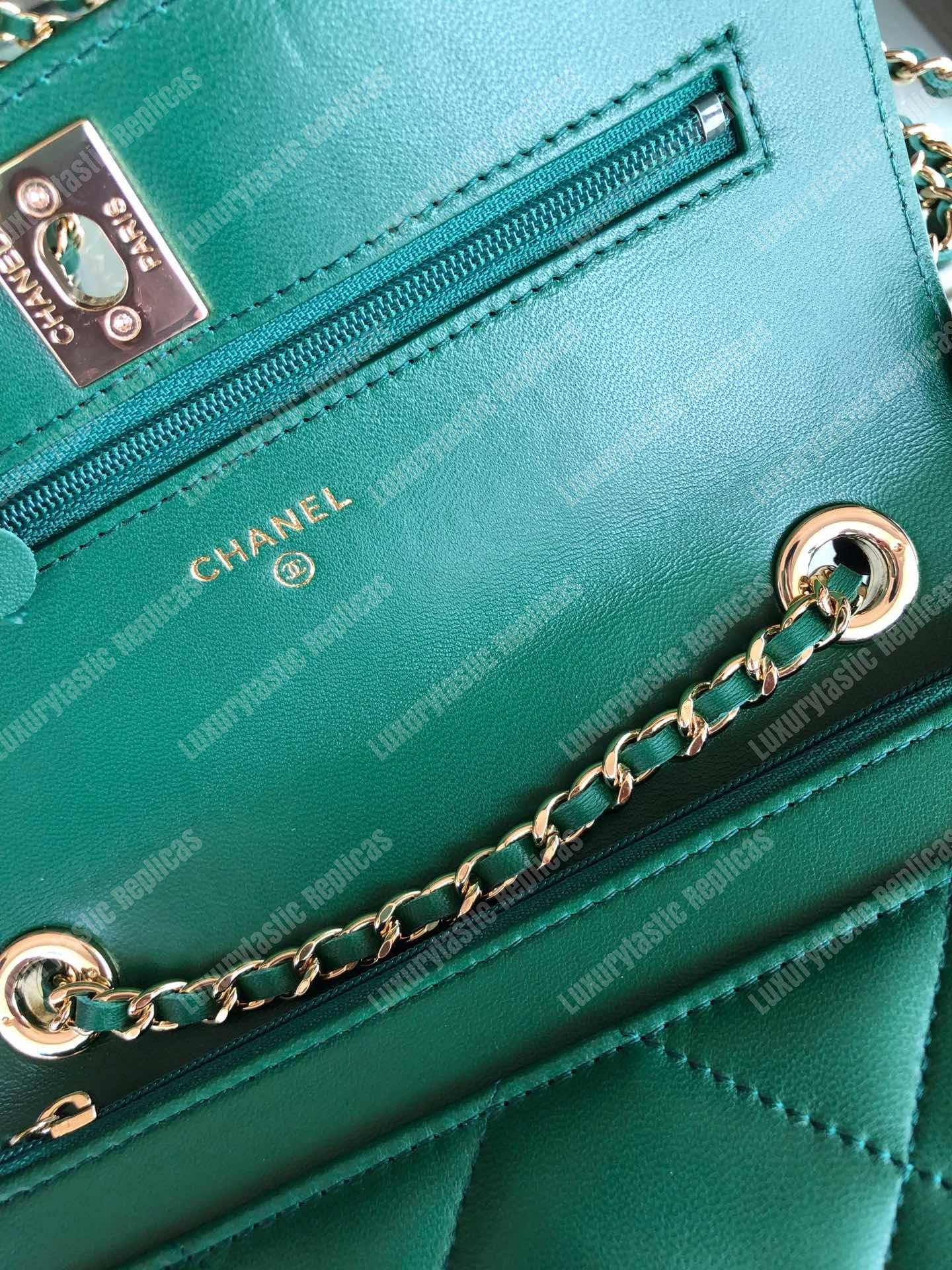 Ch*el wallet on chain – woc lambskin gold-toned metal green