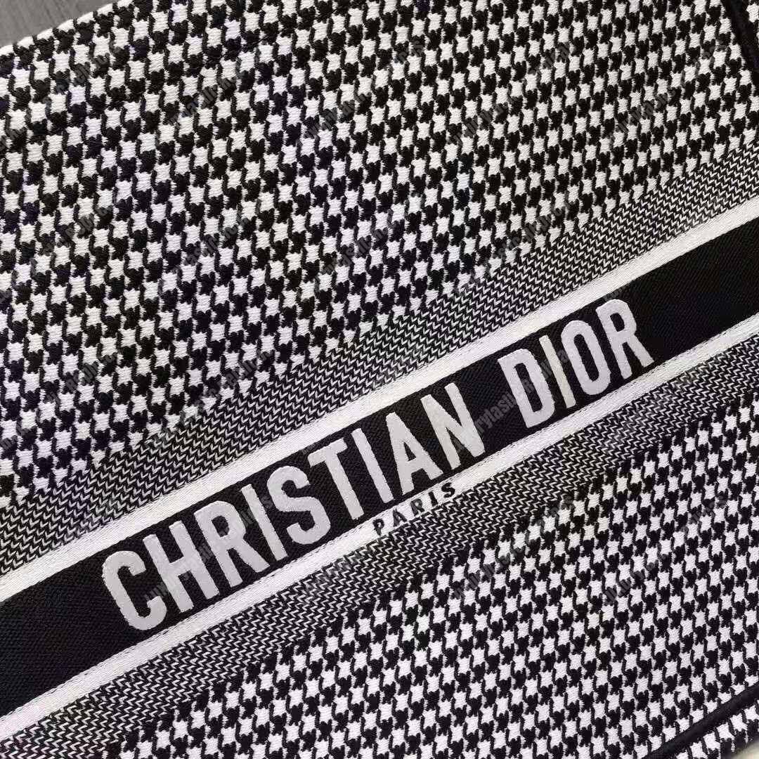 D*or book tote bag in white and black embroidered canvas houndstooth motif