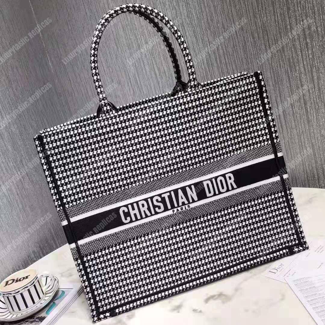 D*or book tote bag in white and black embroidered canvas houndstooth motif