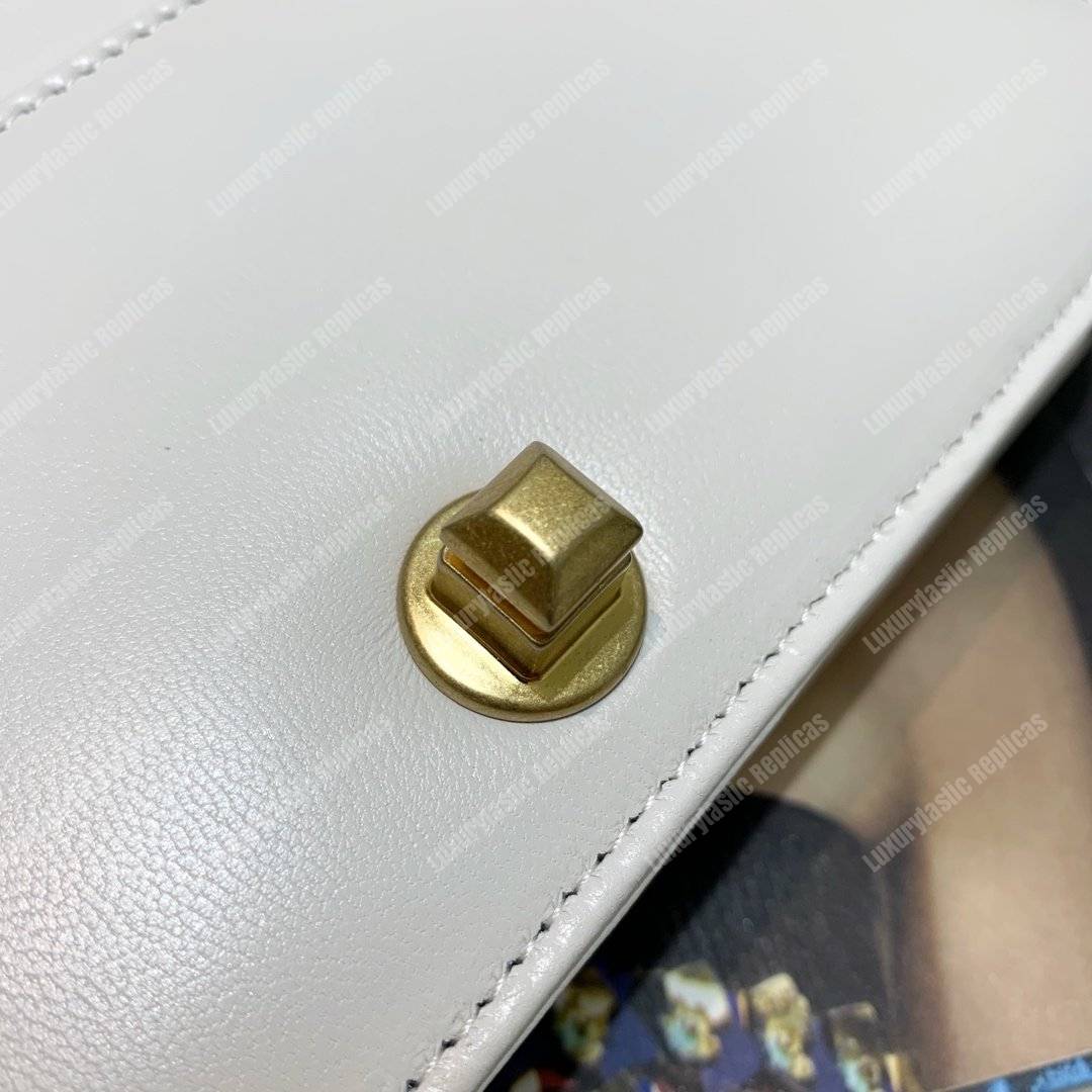 Ch*el wallet on chain – woc pleated lambskin white gold-toned