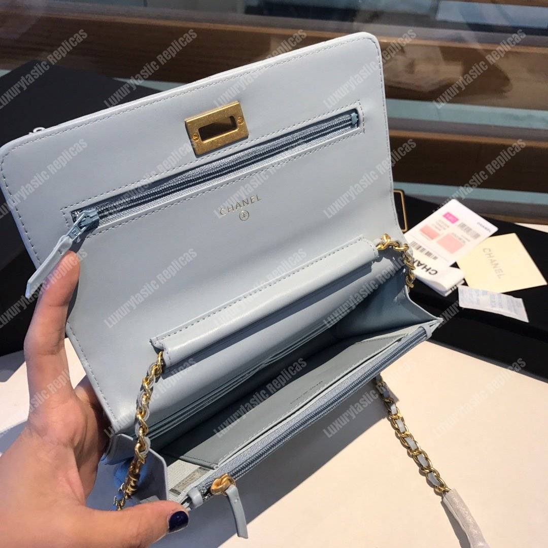 Ch*el wallet on chain – woc aged calfskin light blue