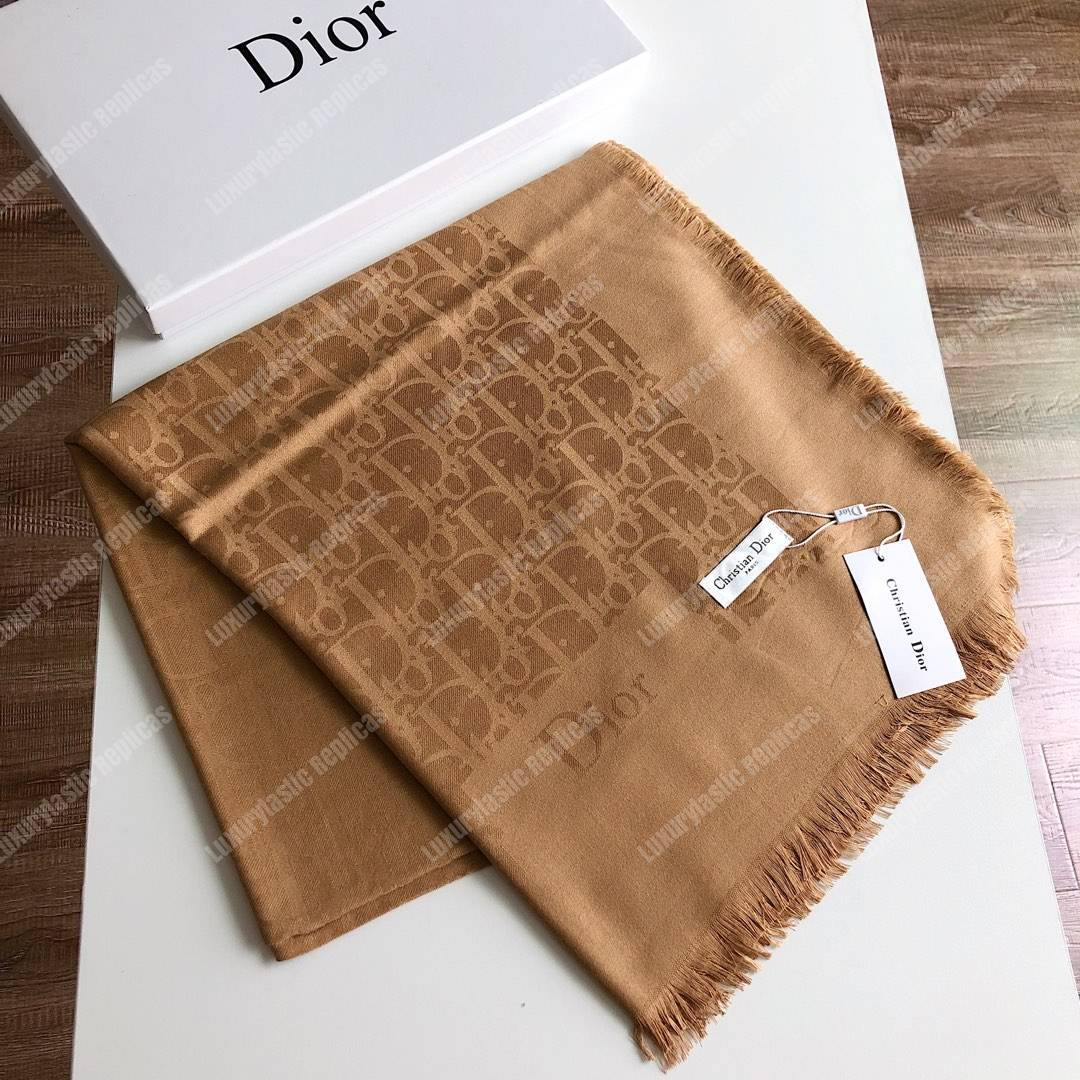 CD Beige Oblique 140 Stole