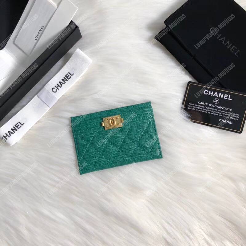 Ch*el boy card holder green