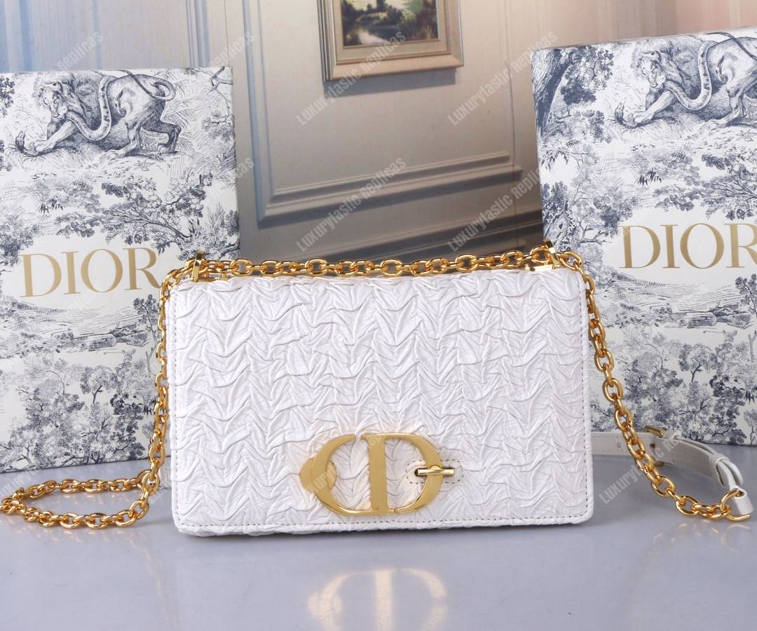 D*or wavy-effect 30 montaigne bag with chain white