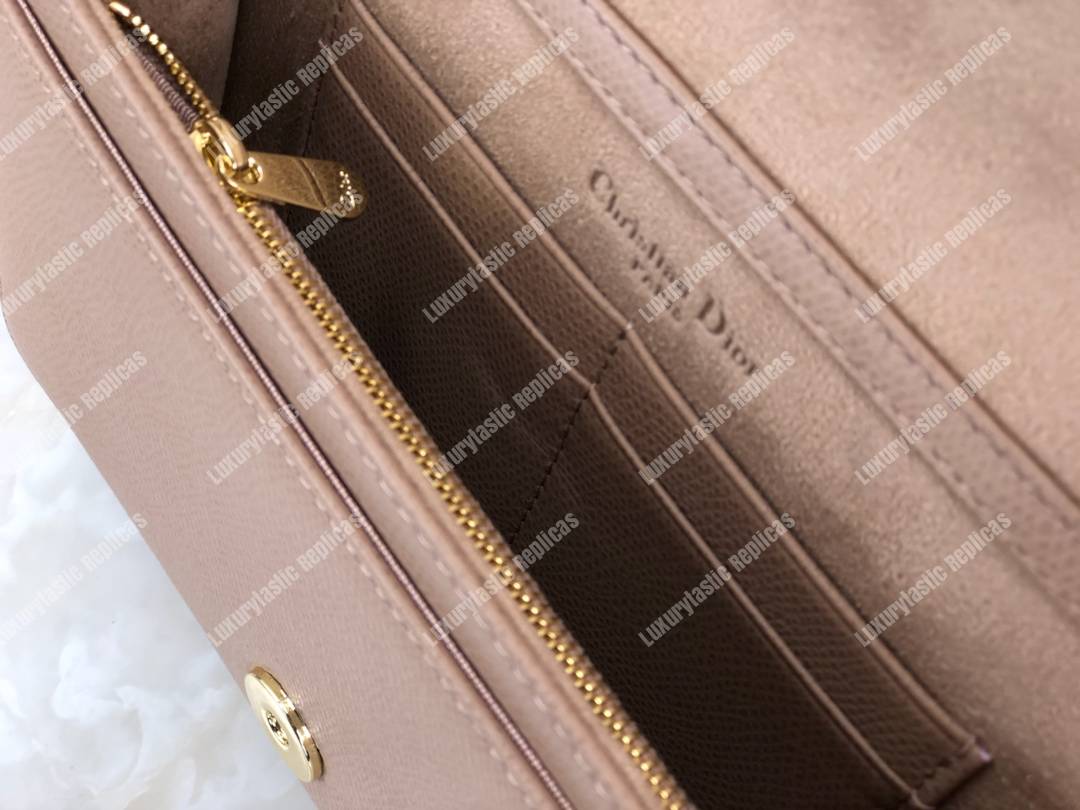 D*orama calfskin clutch pale pink
