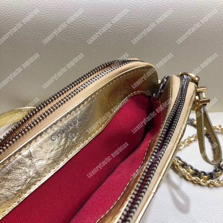 Ch*el clutch with chain diamond metallic