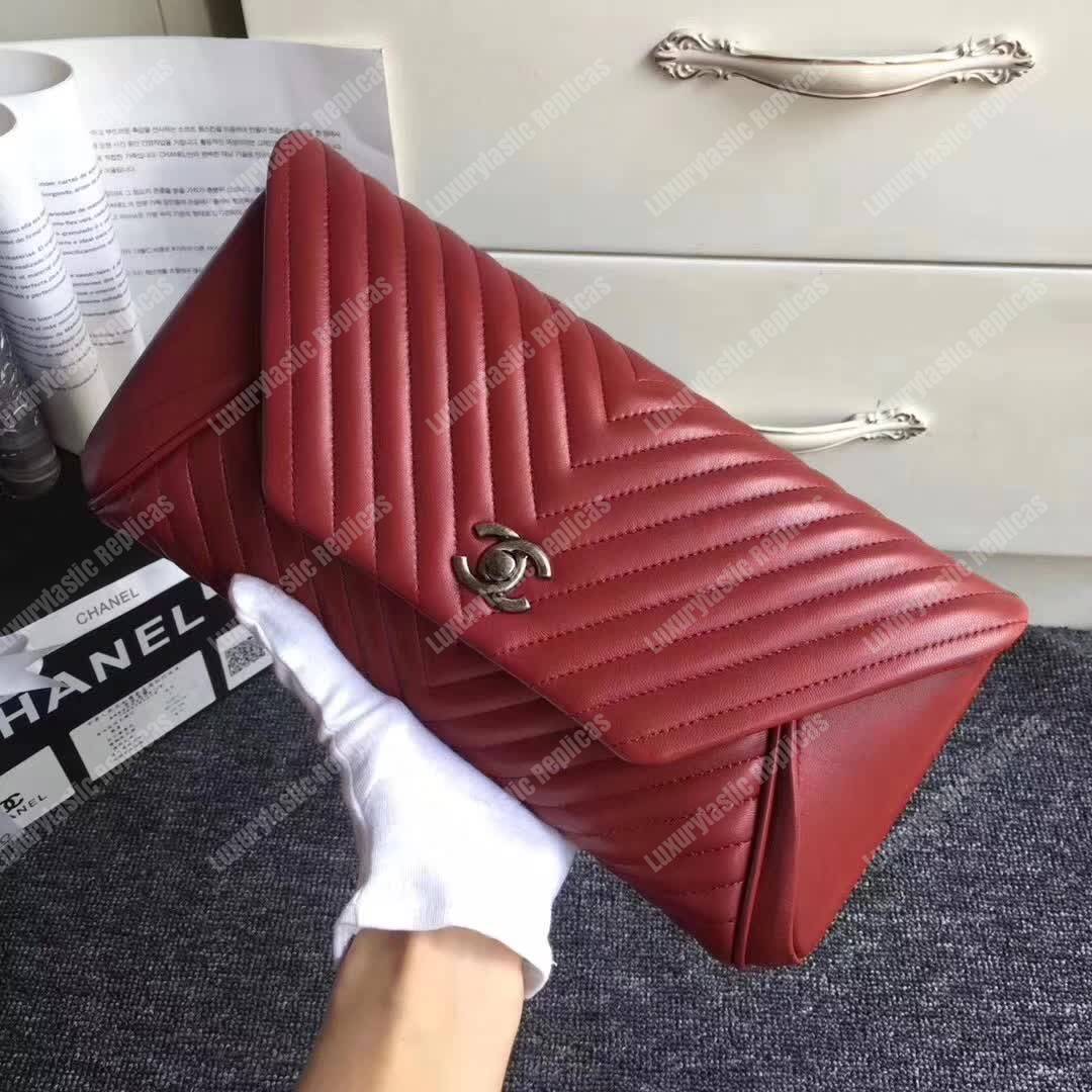 Ch*el reversed clutch red